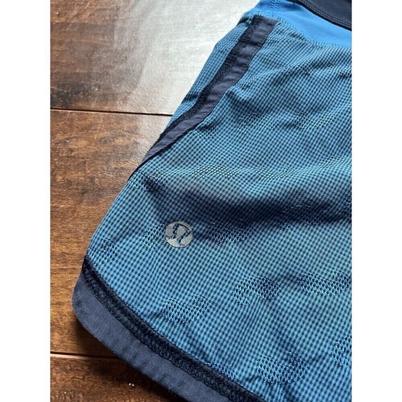 Lululemon Womens Blue Groovy Run Short READ BELOW - Picture 5 of 5